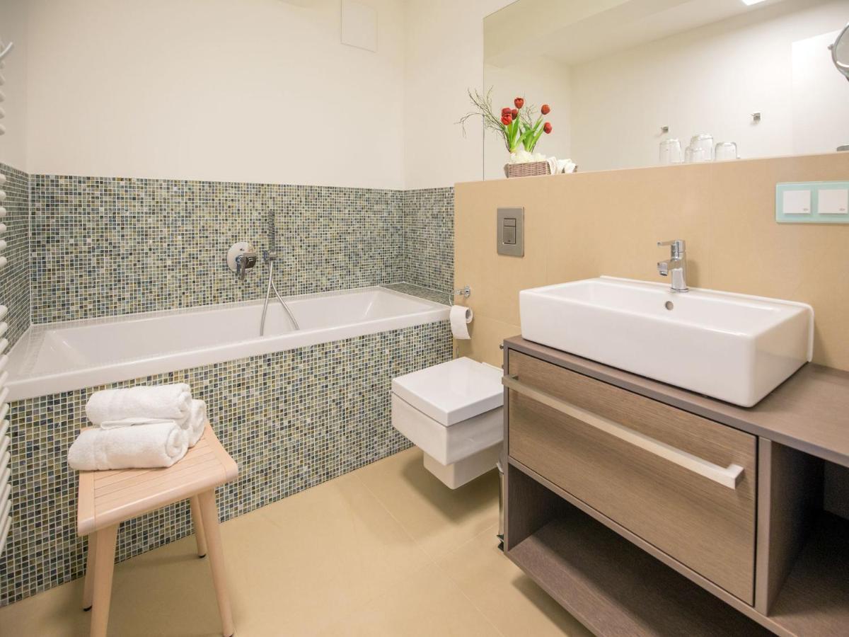 Duenenresidenz Prora - Ferienwohnung Mit Meerblick, 2 Schlafzimmern Und Balkon Np-304 Остзебад Бинц Екстериор снимка